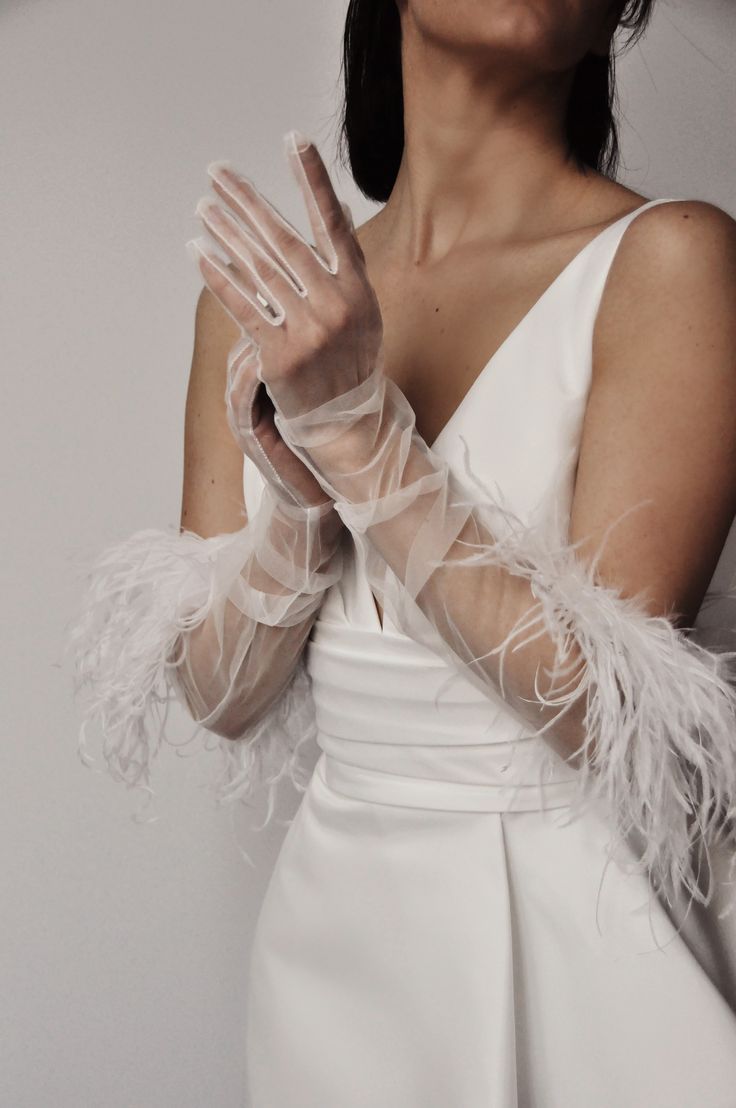 Manusi  elegante mireasa Abigail